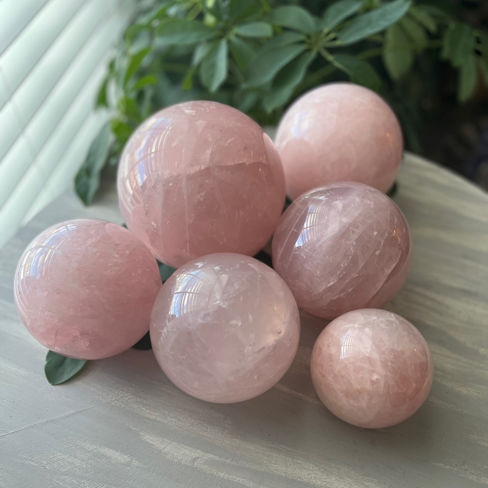 Rose quartz sphere